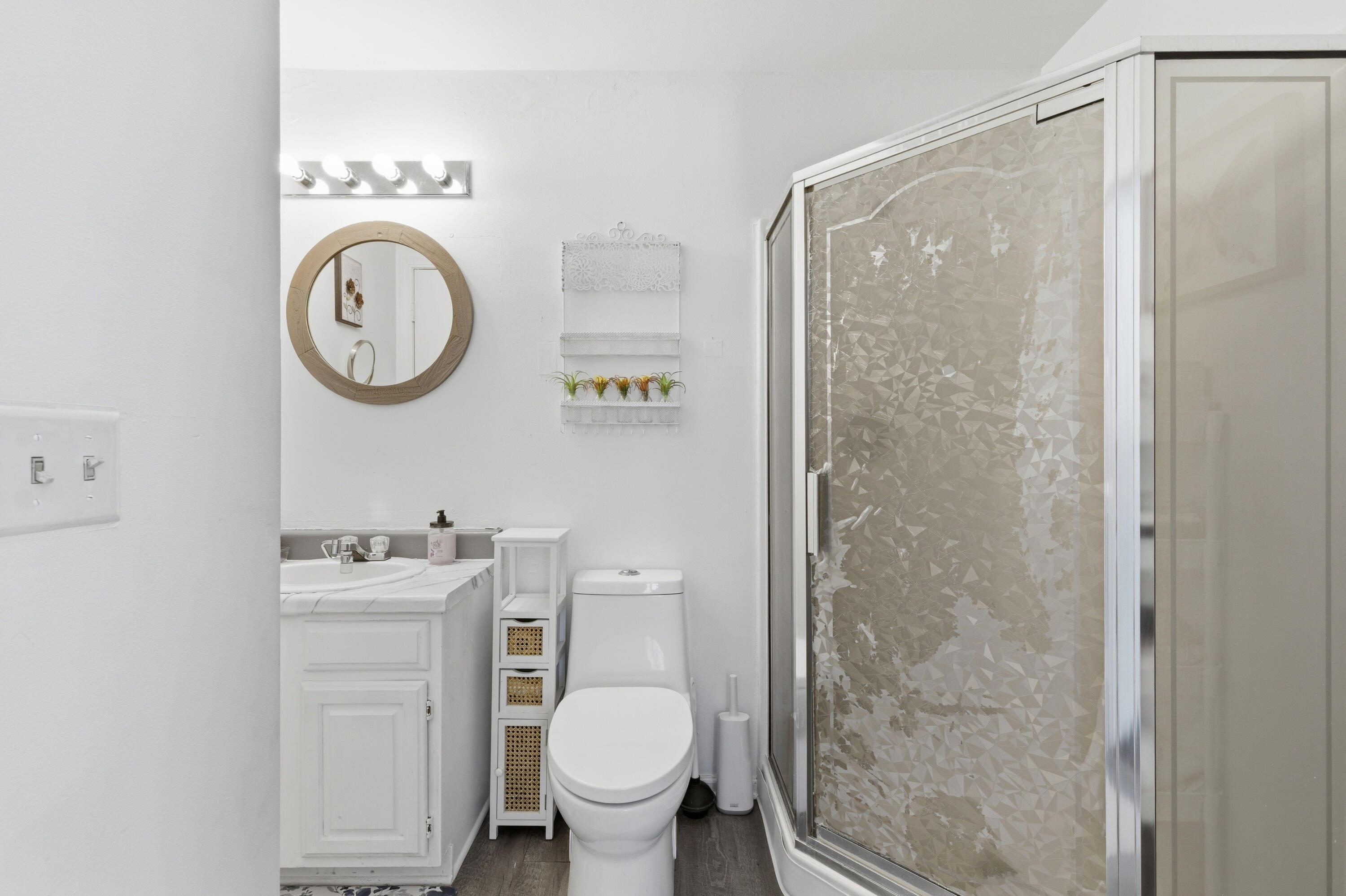 27741 Kramer Road Norway, WI 53185 - Photo 18 of 24 Primary ensuite