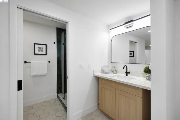 $898,888 | 27830 Miami Avenue, Hayward, CA 94545