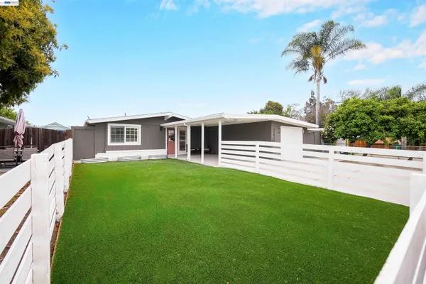 $898,888 | 27830 Miami Avenue, Hayward, CA 94545