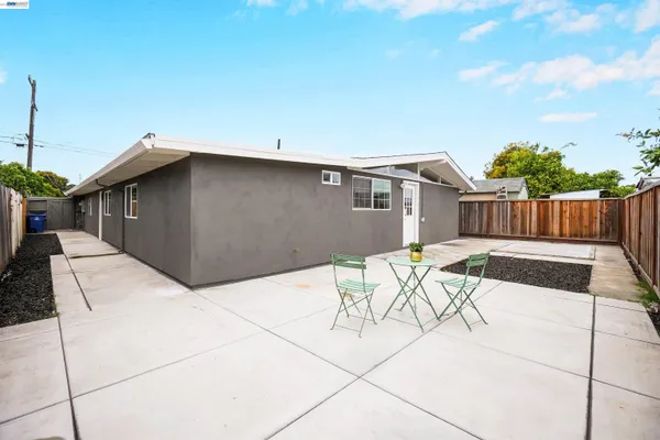 $898,888 | 27830 Miami Avenue, Hayward, CA 94545