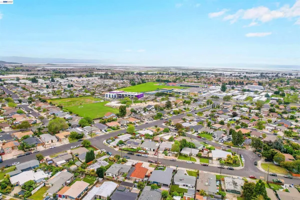 $898,888 | 27830 Miami Avenue, Hayward, CA 94545