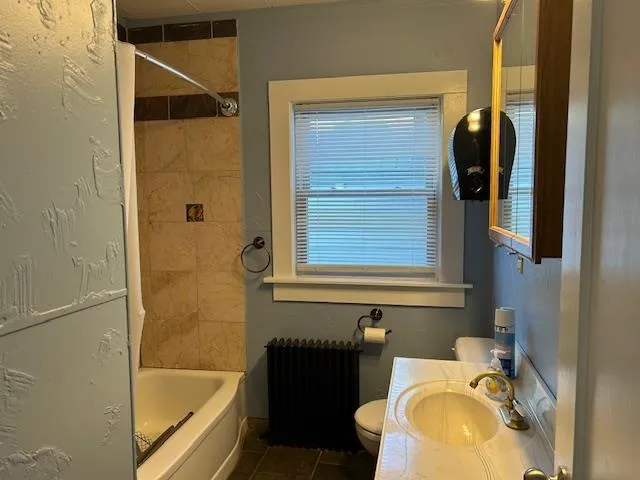 $1,995 | 6 First Street, Colebrook, NH 03576