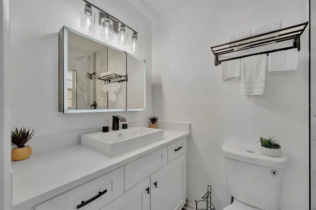 $2,400 | 6209 Flamingo Drive, Apollo Beach, FL 33572