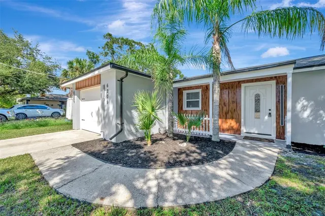 $2,400 | 6209 Flamingo Drive, Apollo Beach, FL 33572