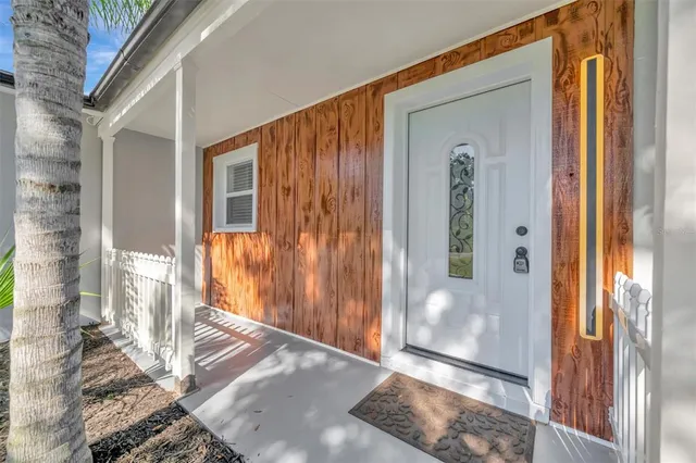 $2,400 | 6209 Flamingo Drive, Apollo Beach, FL 33572