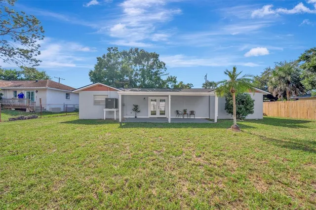 $2,400 | 6209 Flamingo Drive, Apollo Beach, FL 33572
