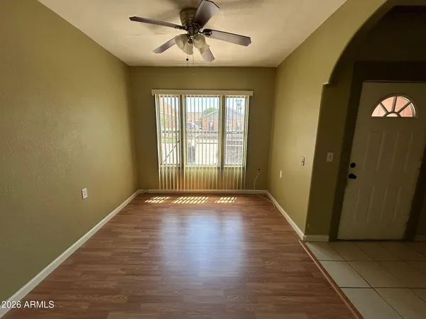 $600 | 1052 E Avenue, Douglas, AZ 85607