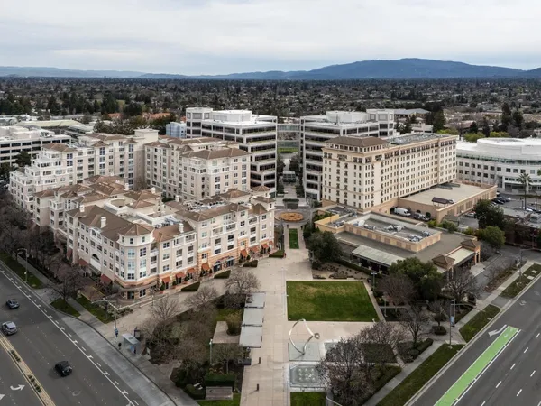 $1,200,000 | 20488 Stevens Creek Boulevard, Unit 1607, Cupertino, CA 95014