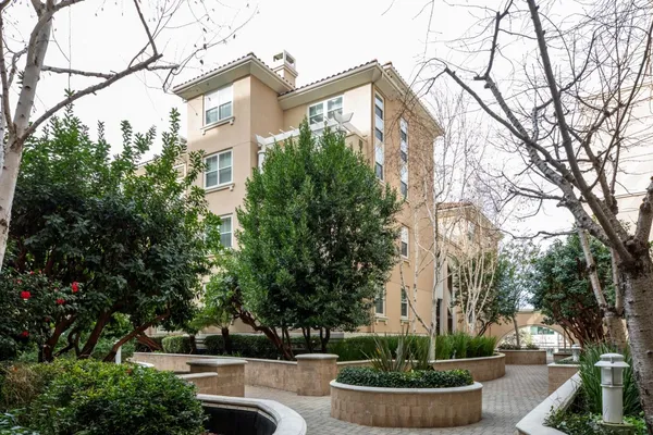 $1,200,000 | 20488 Stevens Creek Boulevard, Unit 1607, Cupertino, CA 95014