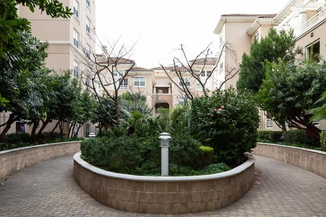 $1,200,000 | 20488 Stevens Creek Boulevard, Unit 1607, Cupertino, CA 95014