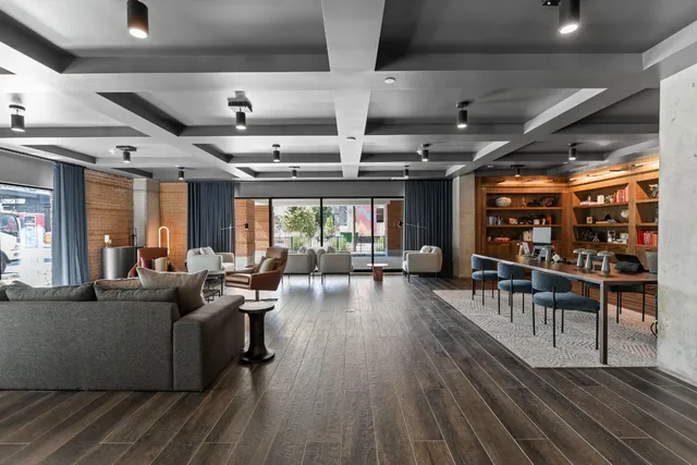 $3,100 | 4315 South Congress Avenue, Unit 527, Austin, TX 78745