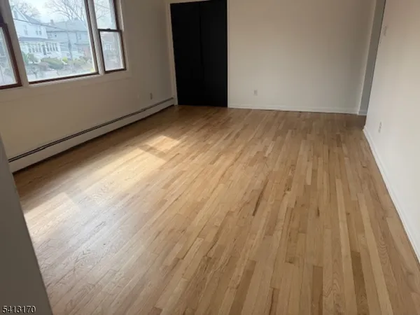$1,700 | 221 Orient Way, Lyndhurst, NJ 07071