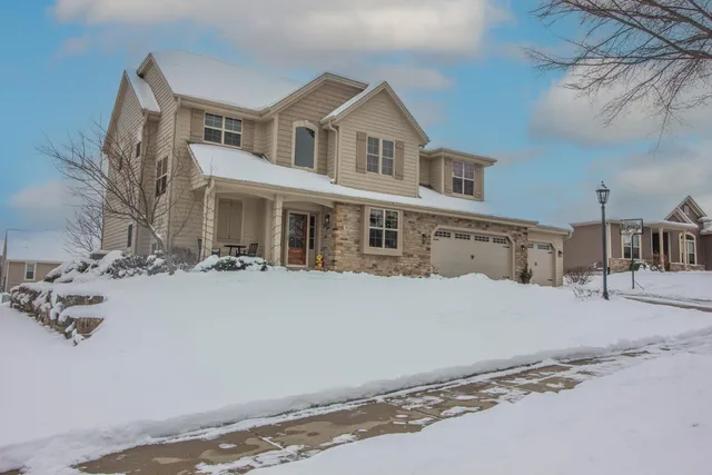$599,900 | 3529 Madison Street, Waukesha, WI 53188