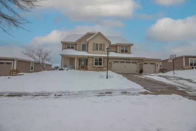 $599,900 | 3529 Madison Street, Waukesha, WI 53188
