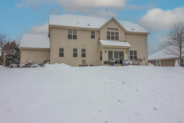 $599,900 | 3529 Madison Street, Waukesha, WI 53188