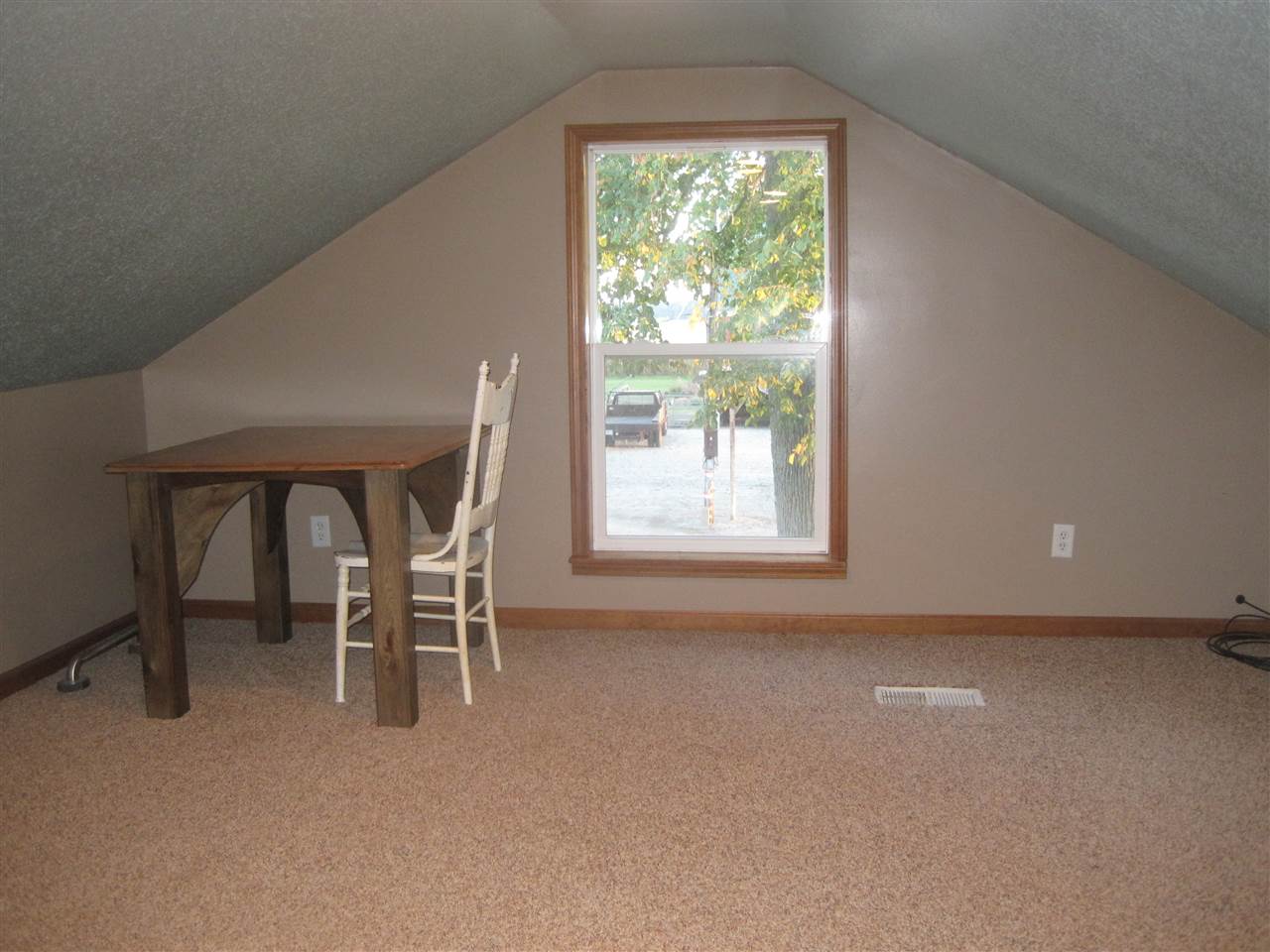 251 South Marion Road Huntington, IN 46750 - Photo 20 of 33 Gallery Image 20