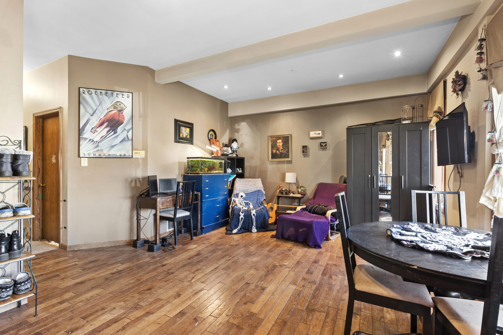 5113 West Strong Street Chicago, IL 60630 - Photo 4 of 28