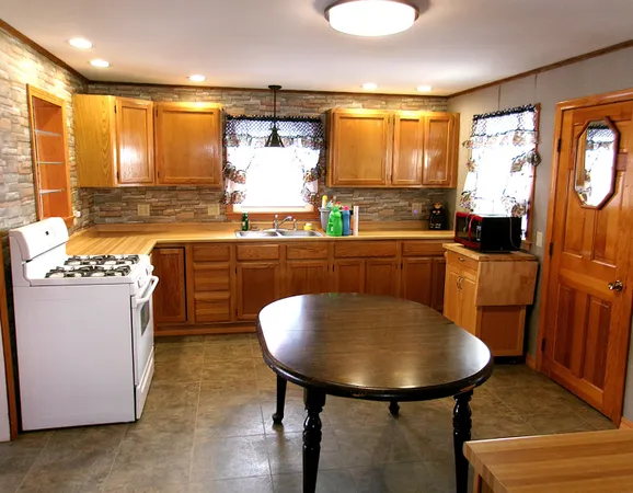 $150,000 | 6 Morgan Street, Lincoln, ME 04457