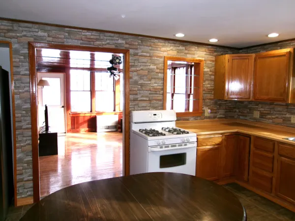 $150,000 | 6 Morgan Street, Lincoln, ME 04457