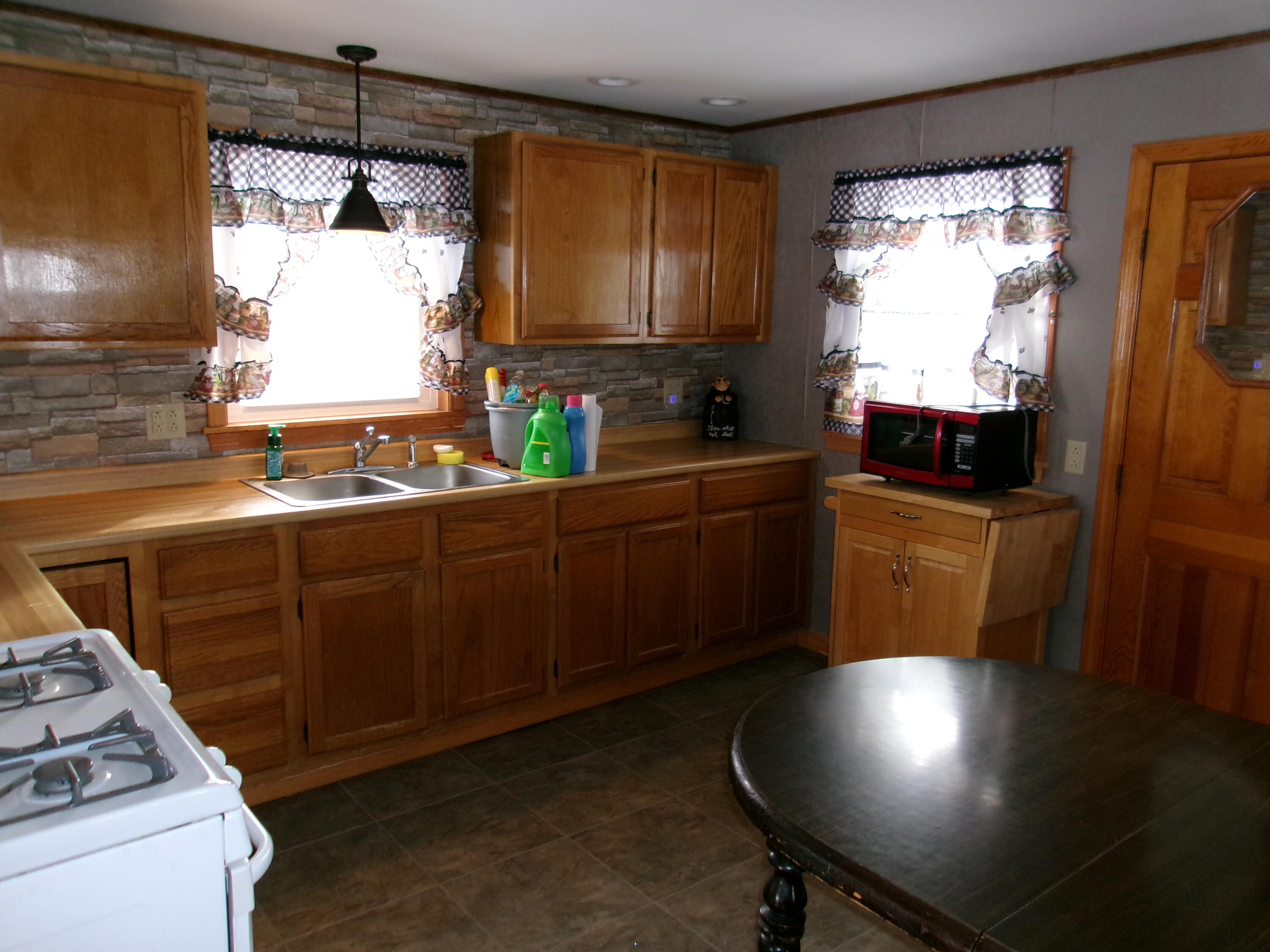 6 Morgan Street Lincoln, ME 04457 - Photo 22 of 79 100_0023