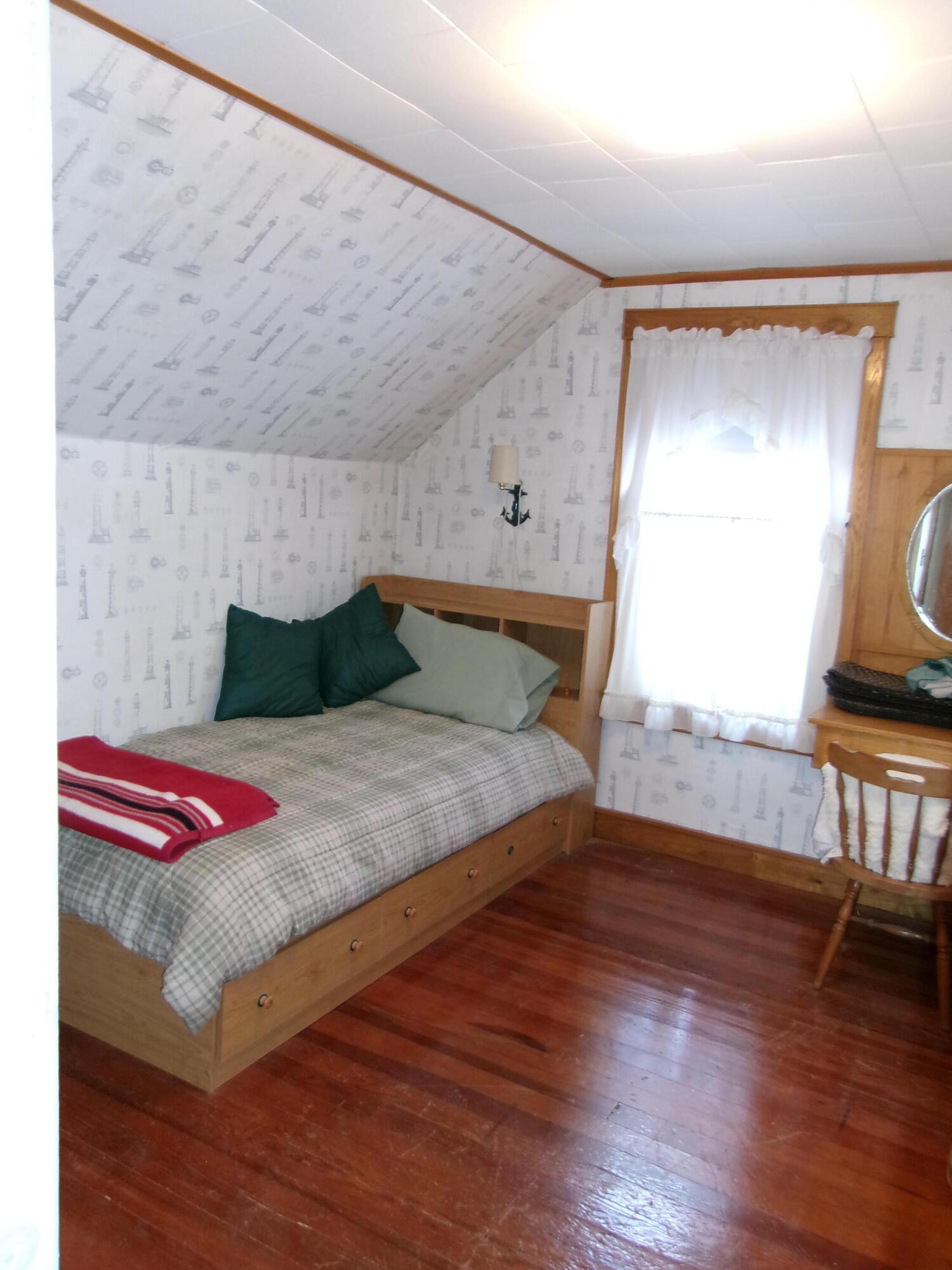 6 Morgan Street Lincoln, ME 04457 - Photo 52 of 79 100_0054