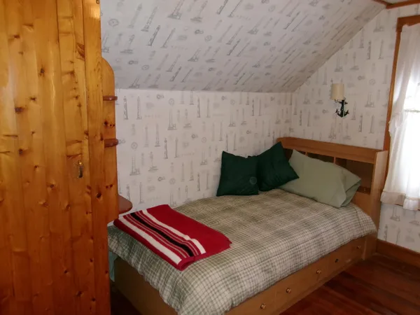 $150,000 | 6 Morgan Street, Lincoln, ME 04457