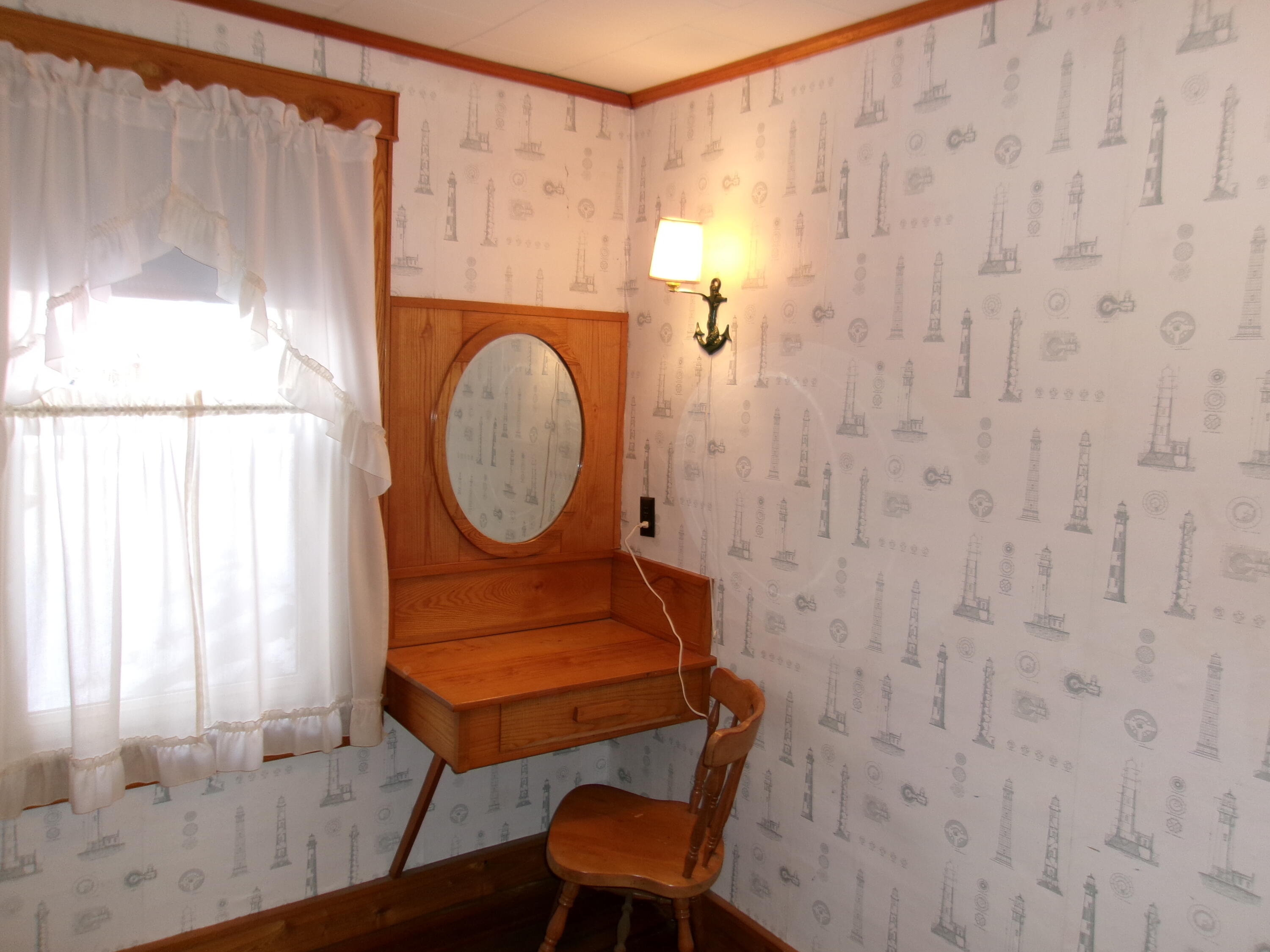 6 Morgan Street Lincoln, ME 04457 - Photo 54 of 79 100_0056