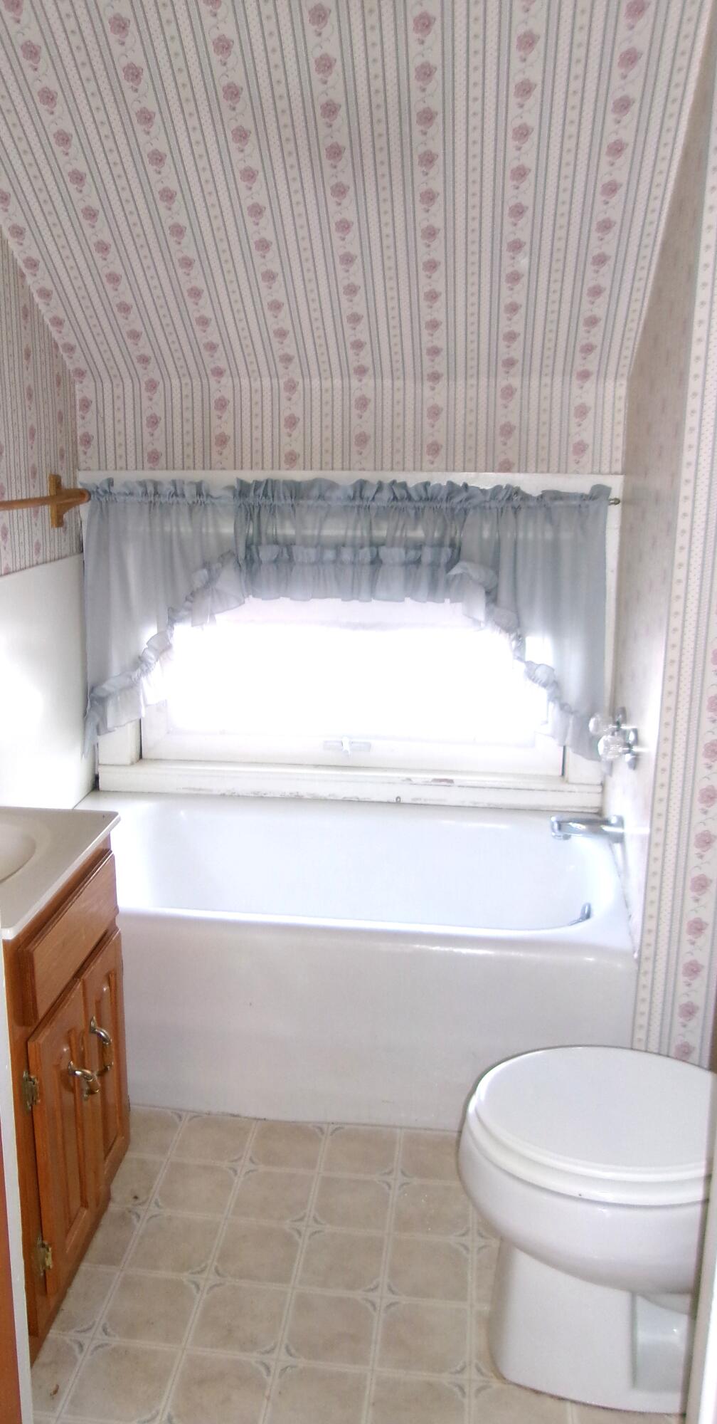 6 Morgan Street Lincoln, ME 04457 - Photo 55 of 79 100_0057