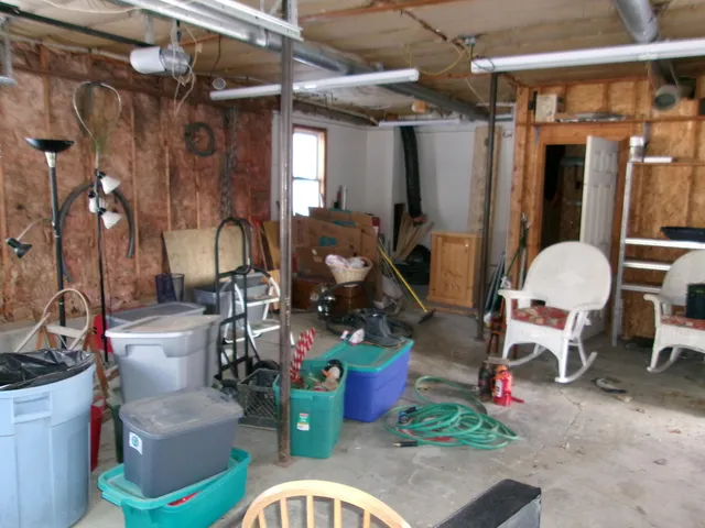 $150,000 | 6 Morgan Street, Lincoln, ME 04457