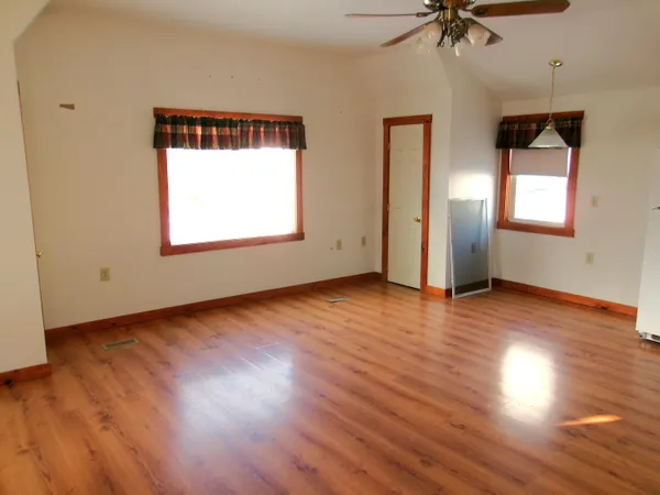 $150,000 | 6 Morgan Street, Lincoln, ME 04457