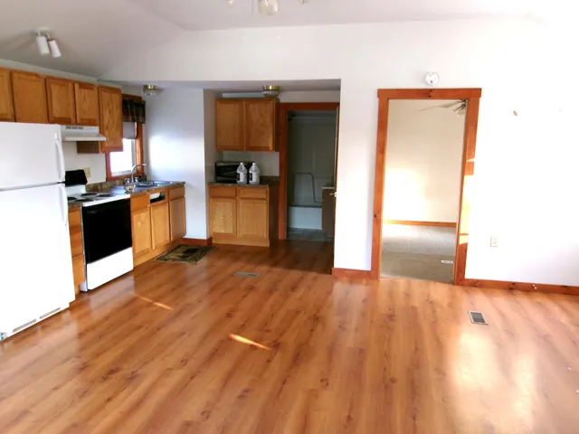 $150,000 | 6 Morgan Street, Lincoln, ME 04457