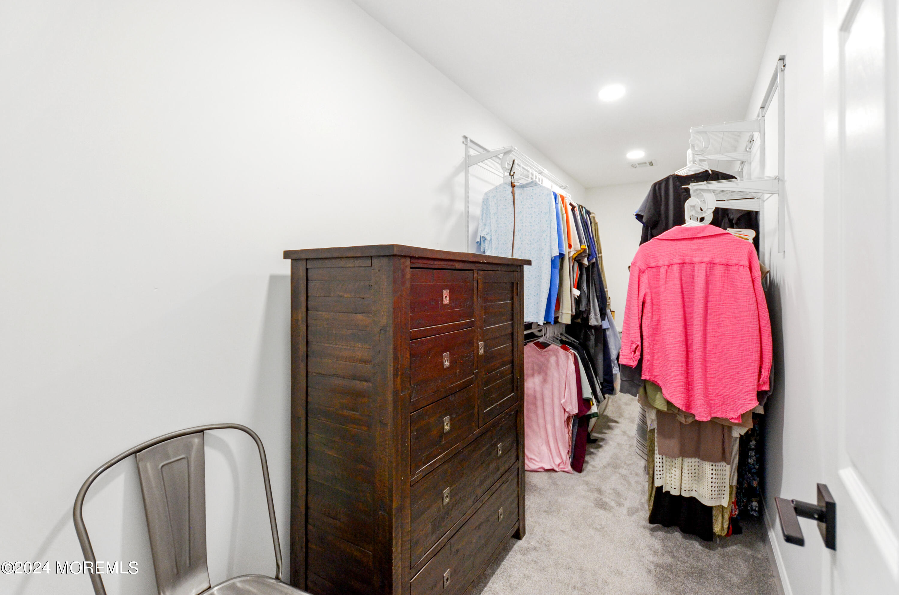 345 Meinzer Street Cliffwood, NJ 07721 - Photo 24 of 47 20