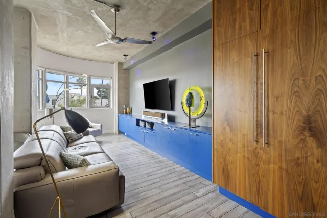 $799,999 | 3740 Park Boulevard, Unit 210, San Diego, CA 92103