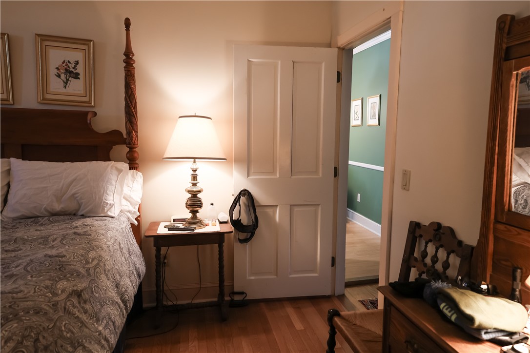 6 Howe Avenue, Unit 3 Newport, RI 02840 - Photo 16 of 29