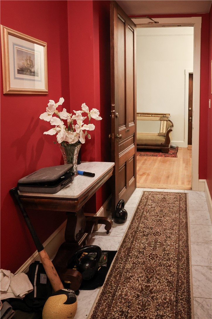 6 Howe Avenue, Unit 3 Newport, RI 02840 - Photo 17 of 29