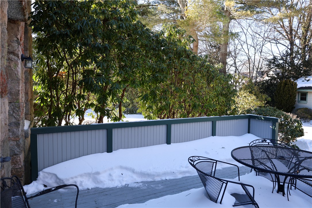 6 Howe Avenue, Unit 3 Newport, RI 02840 - Photo 25 of 29