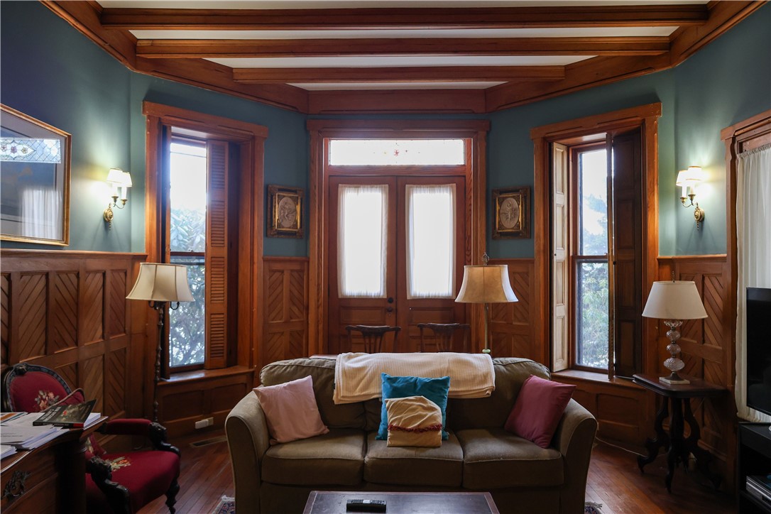 6 Howe Avenue, Unit 3 Newport, RI 02840 - Photo 5 of 29