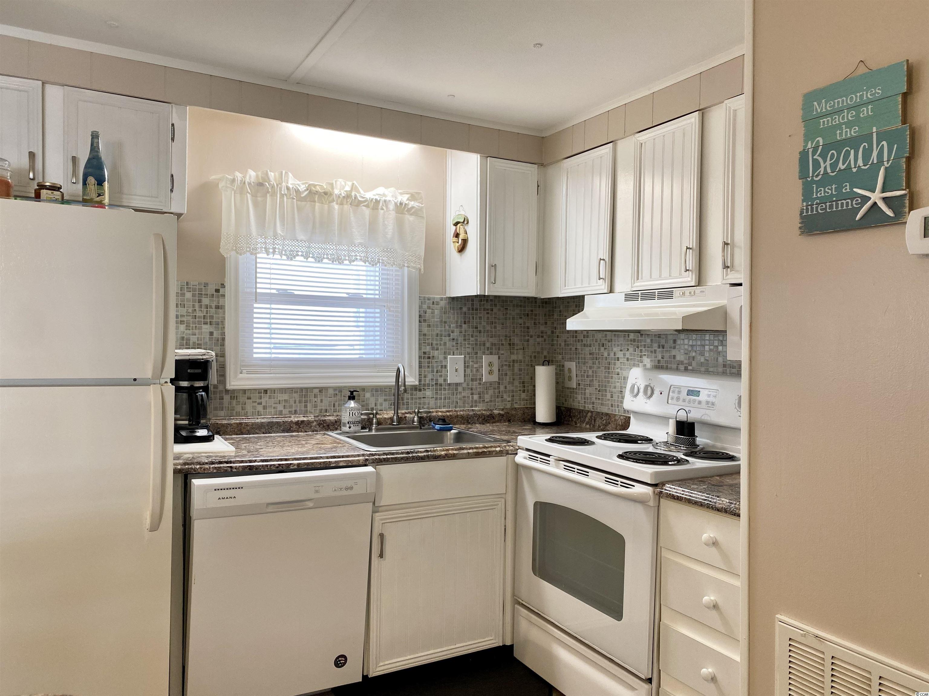 1719 Hawk Street Surfside Beach, SC 29575 - Photo 11 of 25 Gallery Image 11