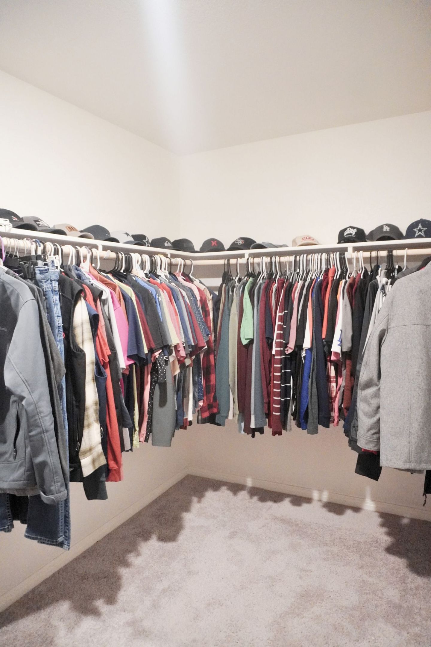 313 Magnum Force Drive Jarrell, TX 76537 - Photo 20 of 27 Walk in closet with carpet flooring
