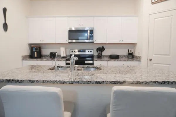 $367,900 | 313 Magnum Force Drive, Jarrell, TX 76537