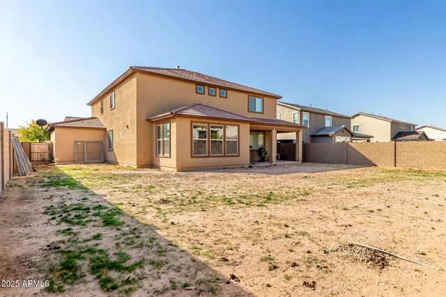 $549,950 | 7946 West Encinas Lane, Phoenix, AZ 85043