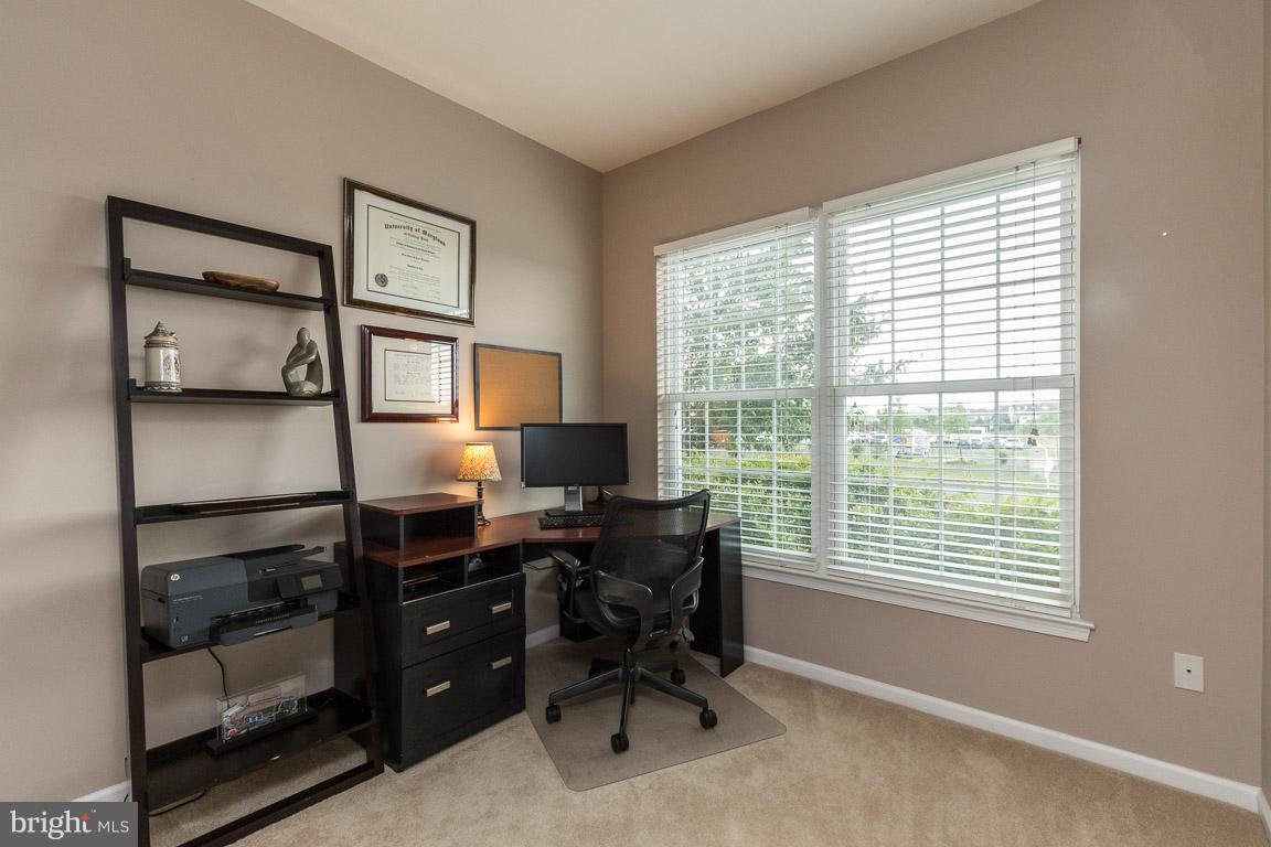 25009 Riding Center Drive Chantilly, VA 20152 - Photo 21 of 27 Third Bedroom or Den