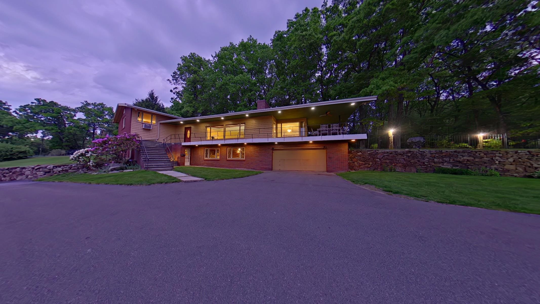33 High Ridge Road Manchester, NH 03104 - Photo 1 of 59