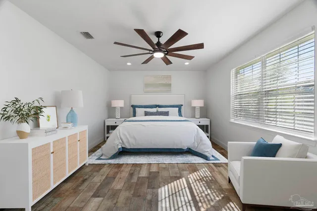 $390,000 | 1435 El Rito Drive, Gulf Breeze, FL 32563