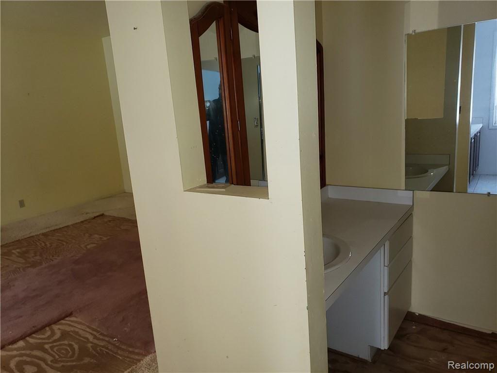 4597 Clarkston Road Clarkston, MI 48348 - Photo 17 of 23 2019-02-28 17.33