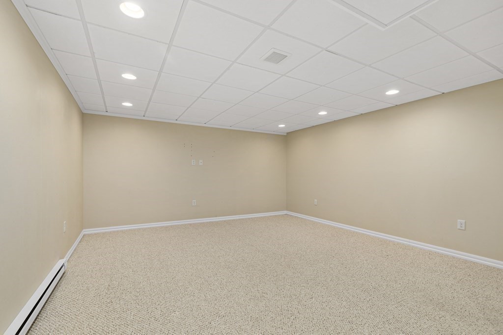 105 Parker Road, Unit A Barnstable, MA 02655 - Photo 21 of 37 a view of an empty room