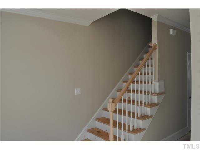 521 Ledbetter Court Raleigh, NC 27608 - Photo 5 of 19