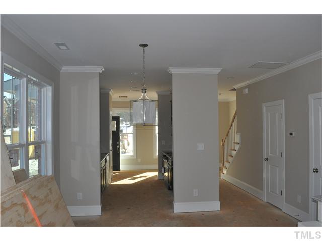 521 Ledbetter Court Raleigh, NC 27608 - Photo 9 of 19