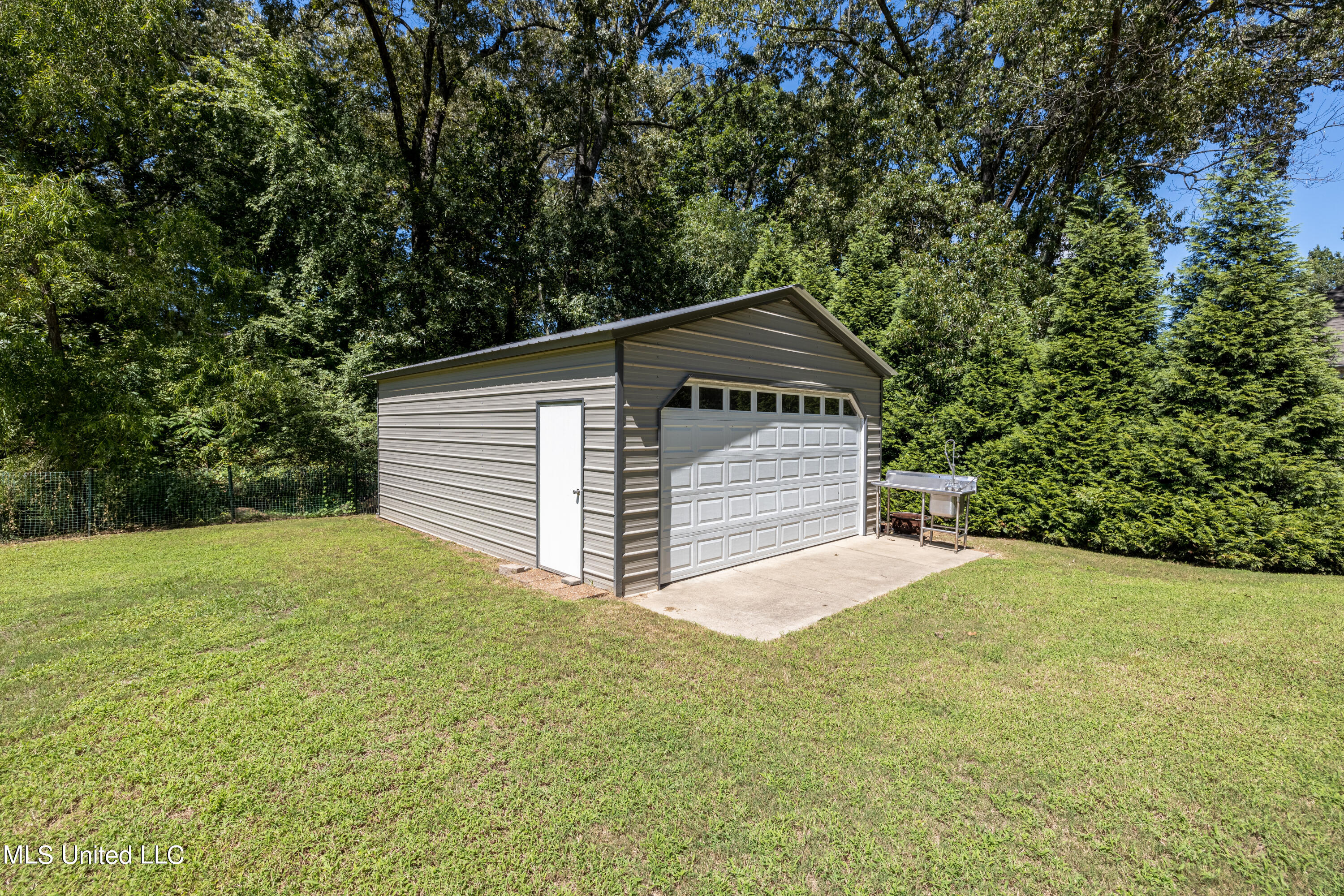 1901 Jaybird Road Hernando, MS 38632 - Photo 30 of 33 Shed/Workshop