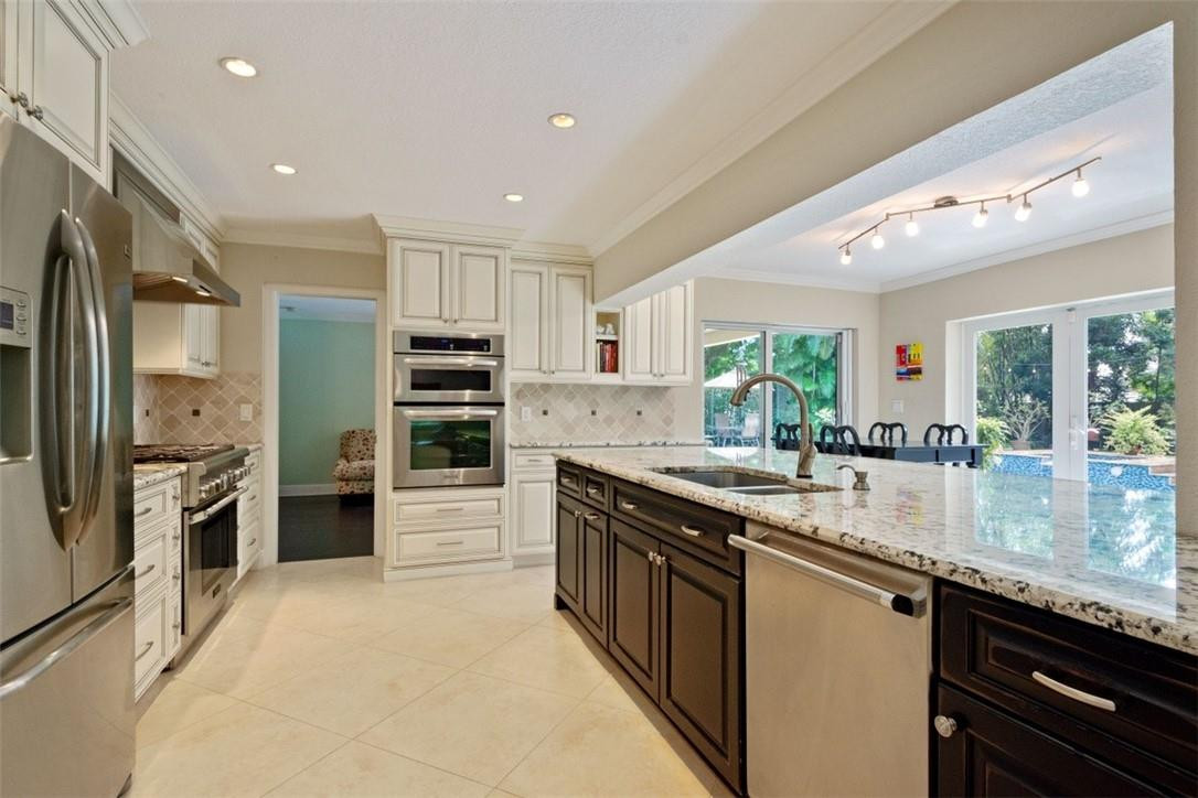 800 Southwest 19th Street Boca Raton, FL 33486 - Photo 3 of 25 Photo 3